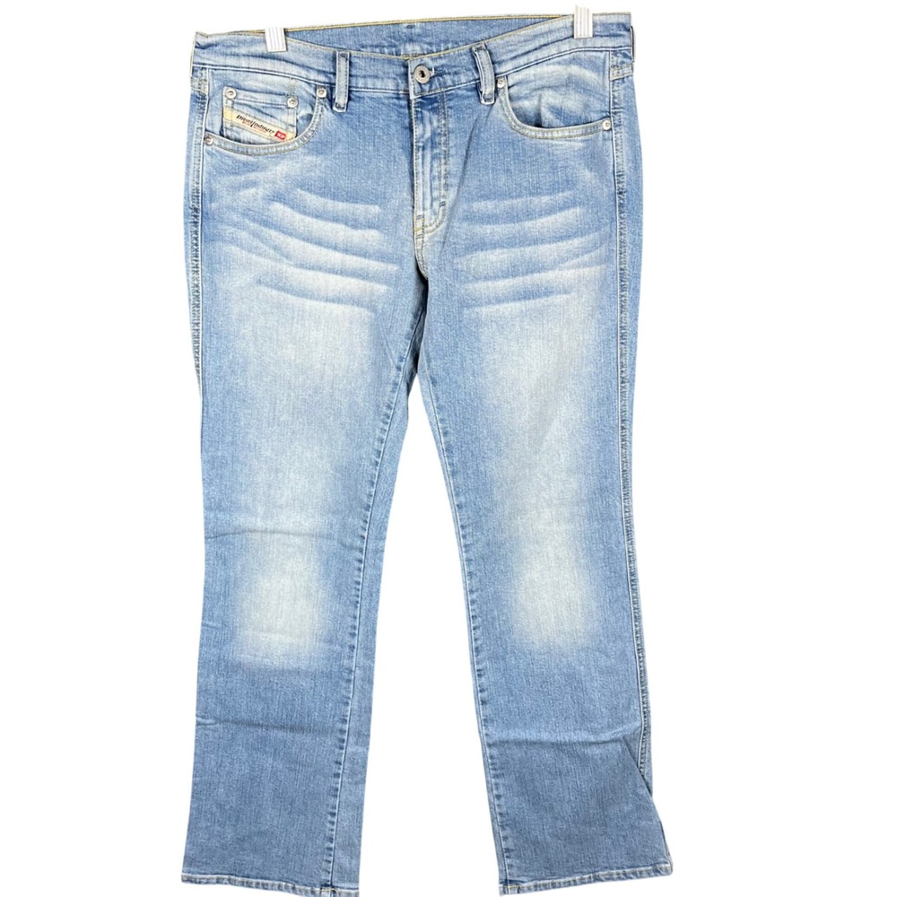 Diesel Zink Jeans Women 32 Light Wash Straight Leg Whiskered Made in Italy